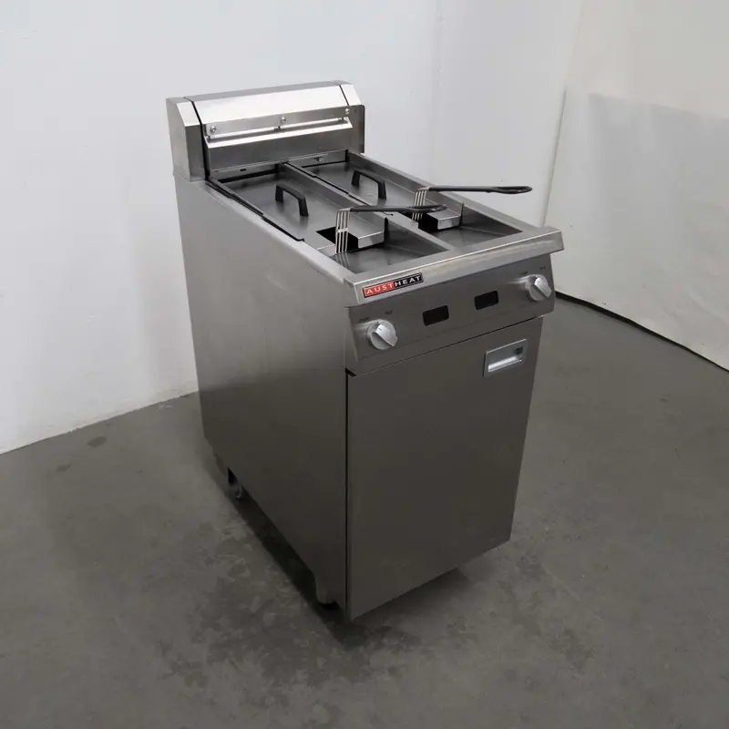 Austheat Af822 Professional Deep Fryer – Model 843388 1
