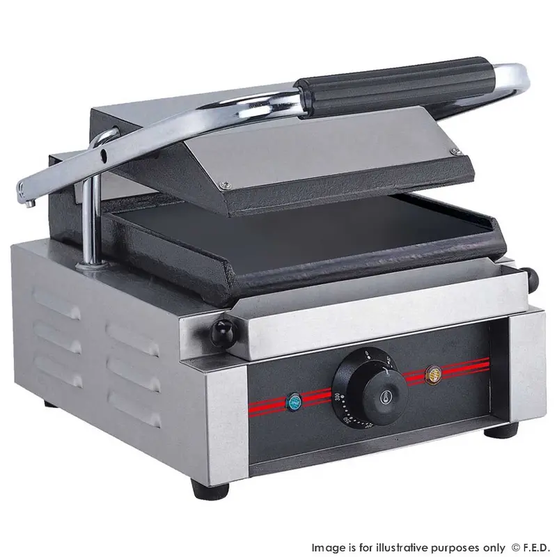 Benchstar Large Single-Sided Contact Grill – Gh-811Ee 1