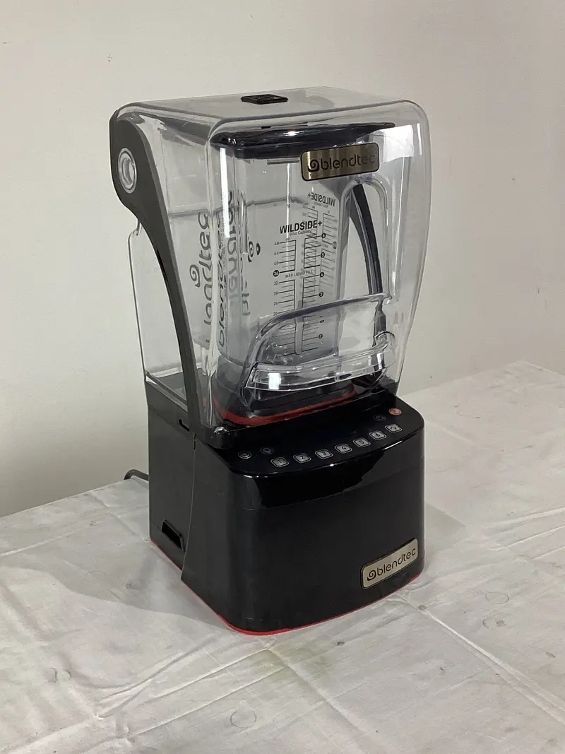 Blendtec Cqb1 Stealth 885 High-Torque Blender – Model 831728 1
