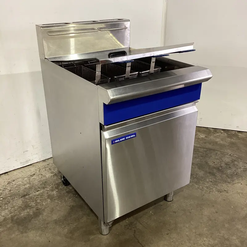 Blue Seal Gt60 Heavy-Duty Commercial Fryer – Model 863576 1