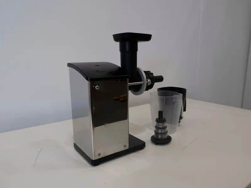 Ceado Cp150 Commercial Cold-Press Juicer – Model 824498 1