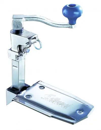 Edlund Model 1 Manual Can Opener – Durable, Lever-Action Commercial Design 1
