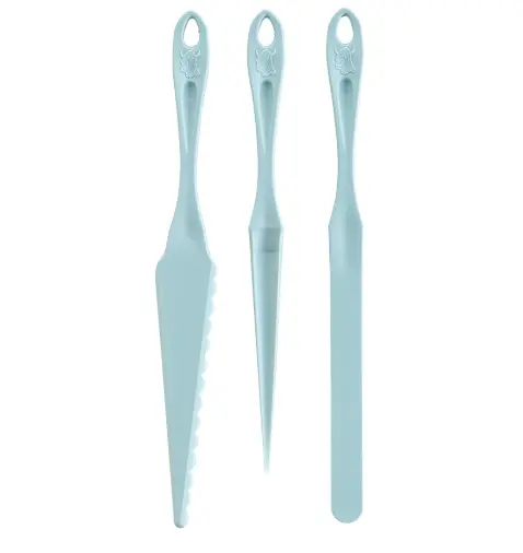 Nordic Ware 3-Piece Bundt Cake Finishing Tool Kit – Smoother, Scraper & Brush 1