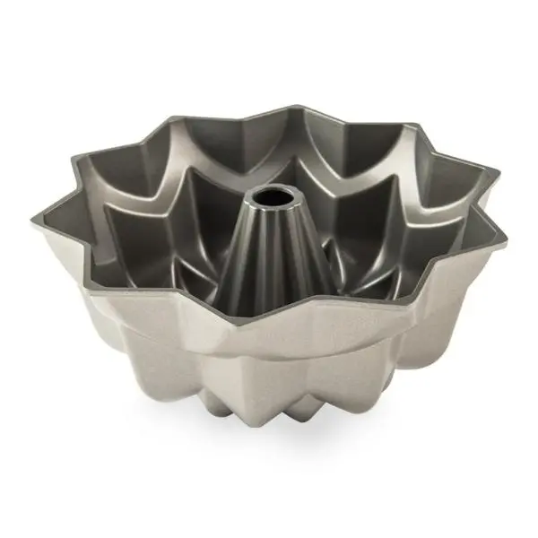 Nordicware Vintage Star Pattern Bundt Cake Pan – Cast Aluminum 1
