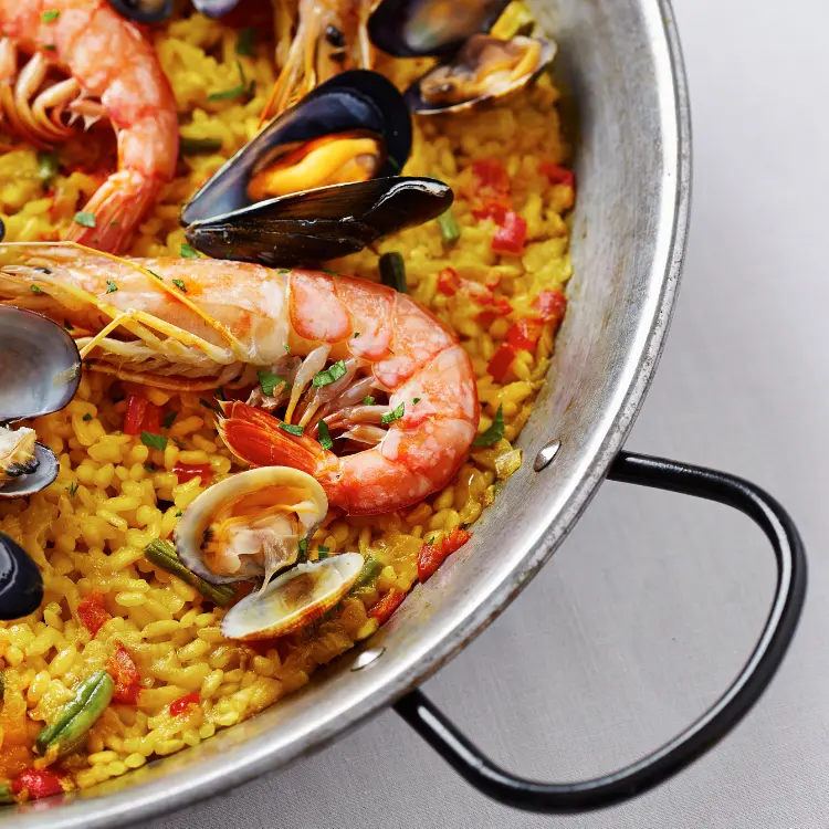 Paella Cooking Workshop – Hands-On Culinary Experience 1
