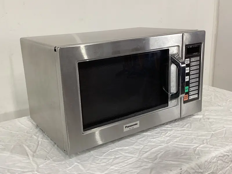 Panasonic Hus Ne-1037 Commercial Microwave – High-Power Countertop Unit – Model 844854 1