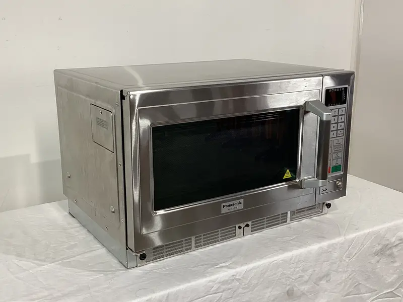 Panasonic Ne-C1275 Heavy-Duty Microwave Oven – Unit 835881 1