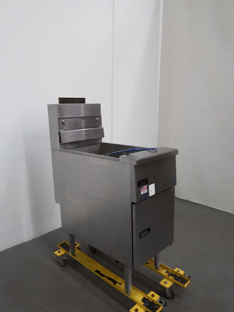 Pitco Vf35+S Energy-Efficient Deep Fryer With Filtration System – Model 832592 1