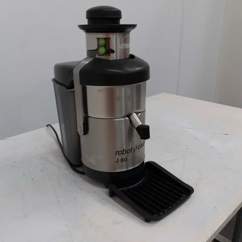 Robot Coupe J80 Fully Automatic Juice Extractor – Model 884890 1
