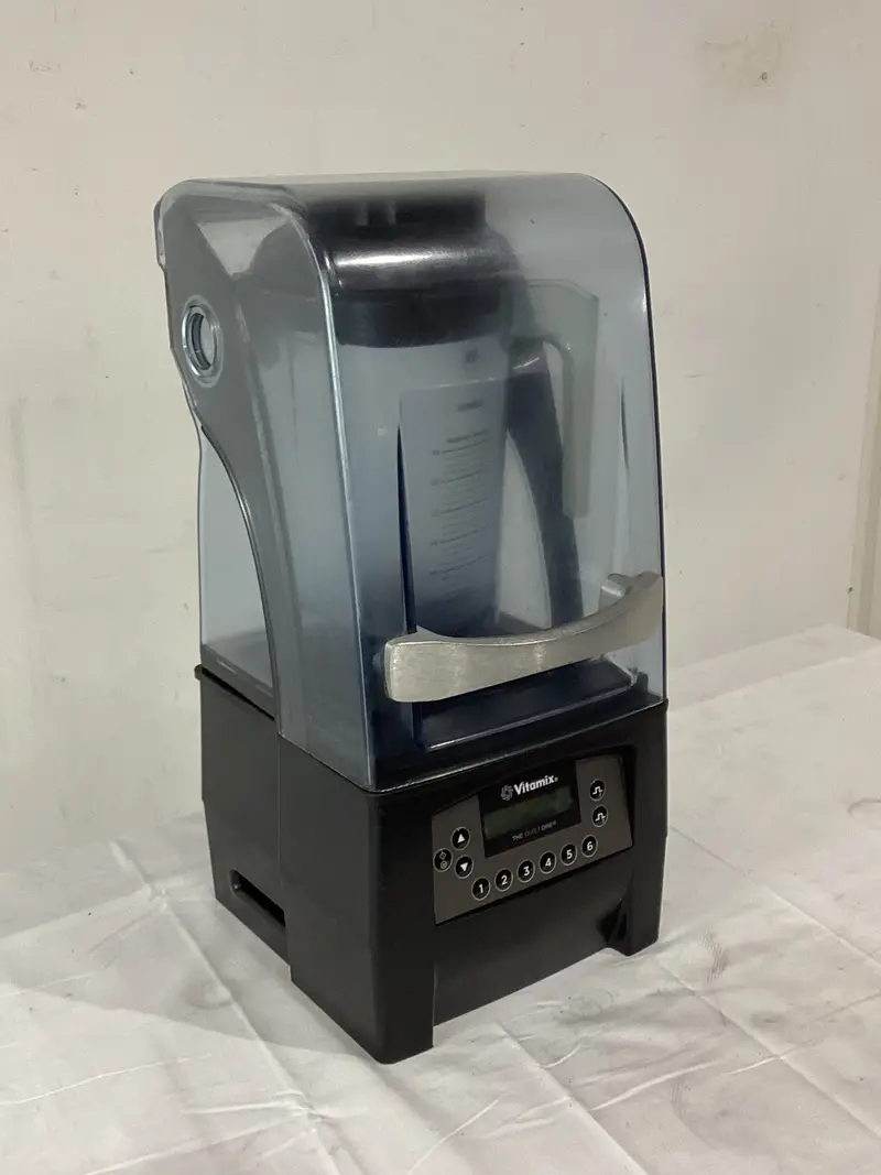 Vitamix Vm0149 Pro-Grade Countertop Blender – Model 813453 1