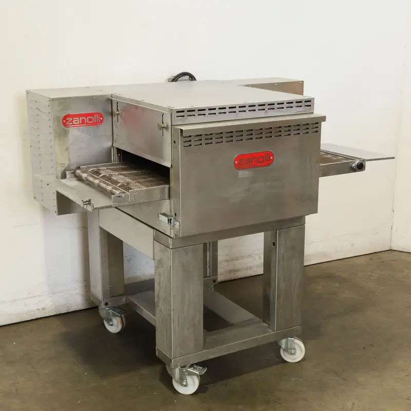 Zanolli Synthesis 06/40 V Gas-Powered Pizza Conveyor Oven – Model 775956 1